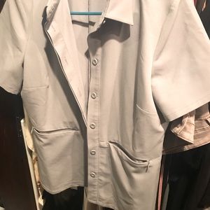 FIGS scrub top; color cement; size small